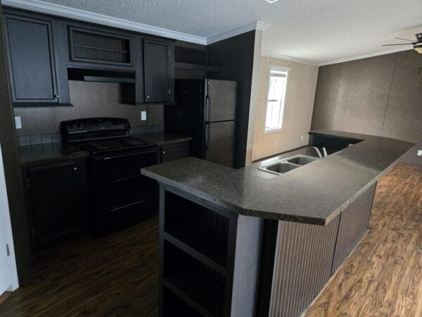 Mobile home 18 × 76sqft, 3bedroom, 2bath