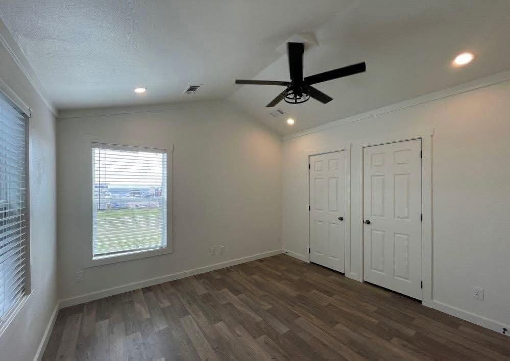 Mobile Home, 1 bedroom 1 Bath, 800sqft