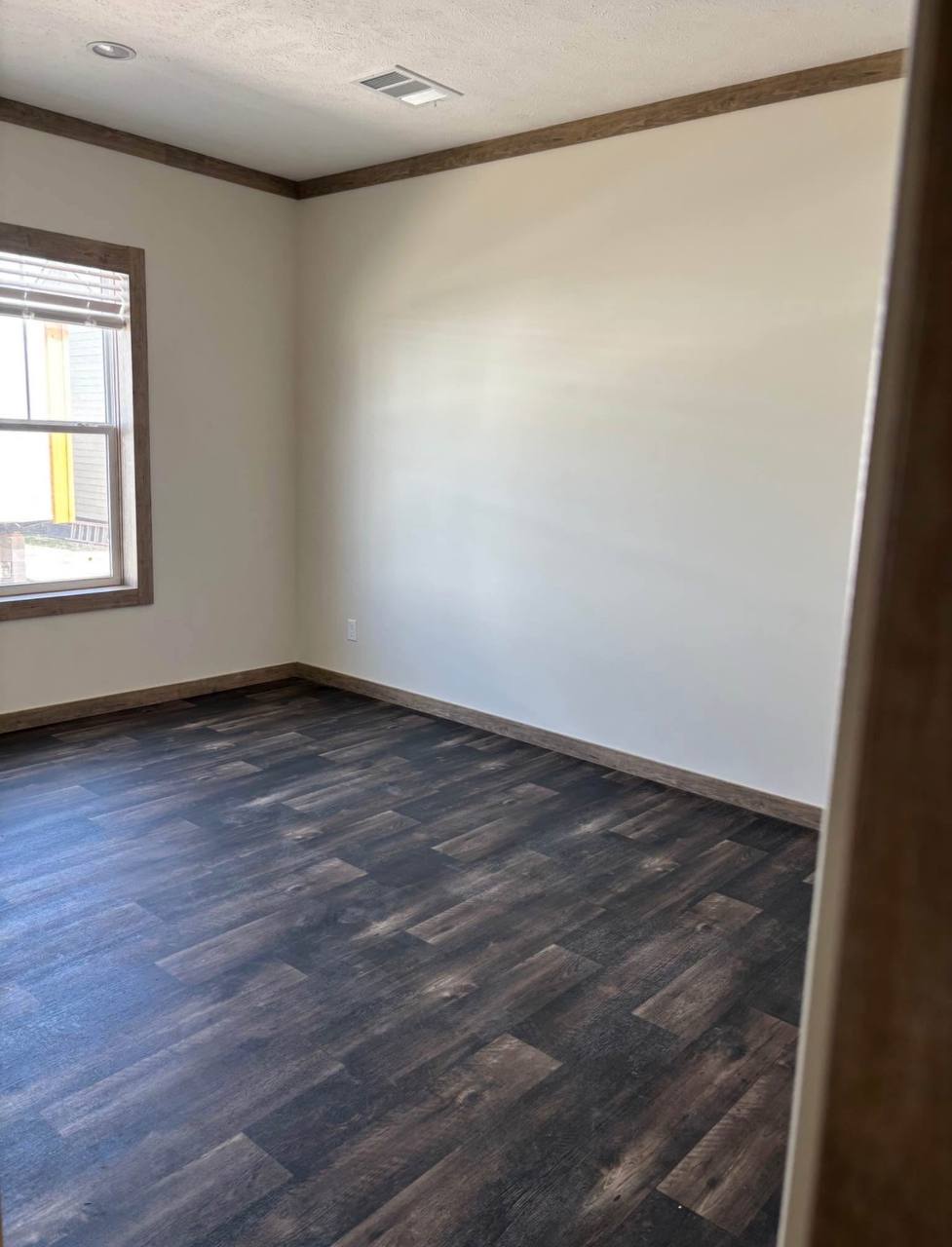 Mobile Home 4-Bedroom, 2-bath