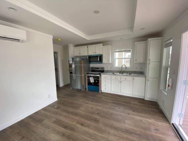 Crane Mobile Home 16ft wide, 29ft long