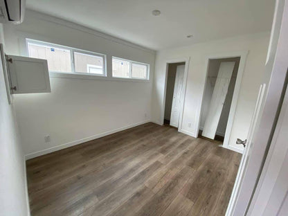 Crane Mobile Home 16ft wide, 29ft long