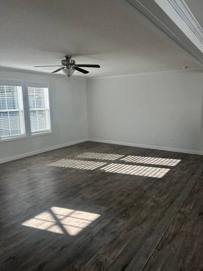 Mobile Home 32x64sqft – 3 Bedroom, 2 Bath