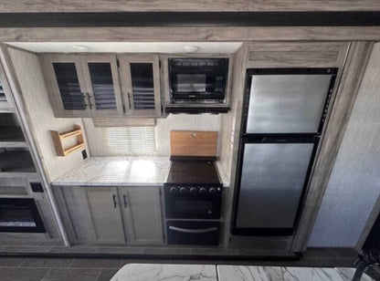 RV 2021 Forest River Arctic Wolf