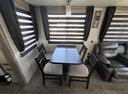 RV 2021 Forest River Arctic Wolf