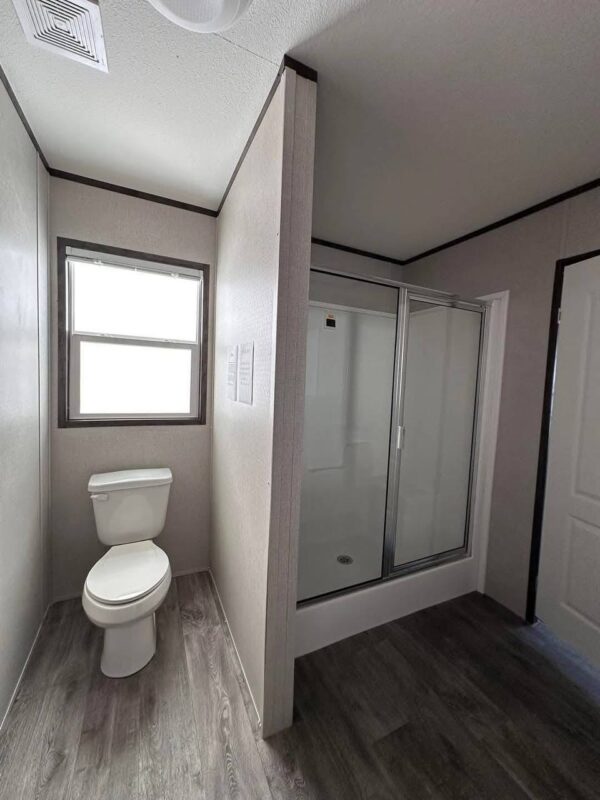 Mobile Home 4 Bedroom, 2 Bath 2,300 sq. ft