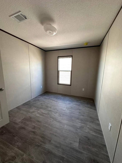 Mobile Home 4 Bedroom, 2 Bath 2,300 sq. ft