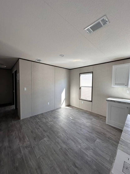 Mobile Home 4 Bedroom, 2 Bath 2,300 sq. ft