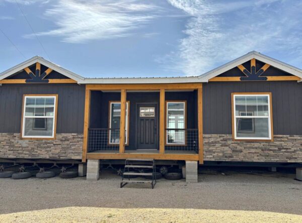 Mobile Home 4-Bedroom, 2-bath