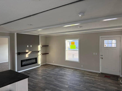 Mobile Home The Shadow 3 Bed 2 Bath. Size 28×60(56).