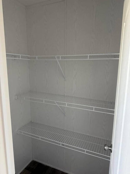 Mobile Home The Shadow 3 Bed 2 Bath. Size 28×60(56).