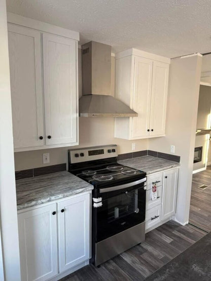 Mobile Home The Shadow 3 Bed 2 Bath. Size 28×60(56).