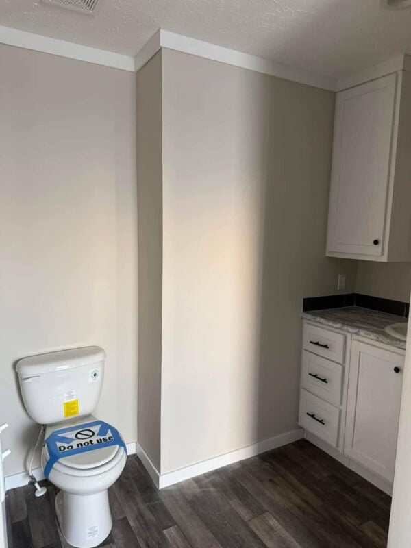 Mobile Home The Shadow 3 Bed 2 Bath. Size 28×60(56).