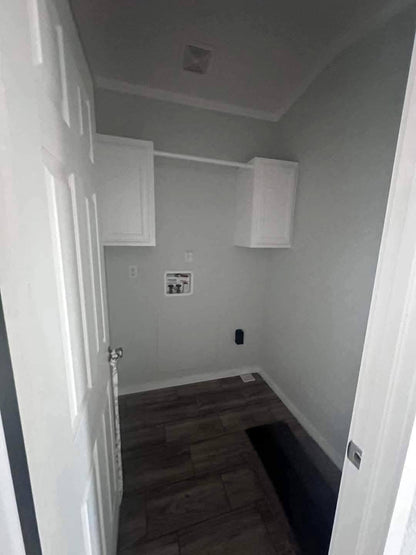 Mobile Home 2 bedrooms 2 bath, 1700sqft