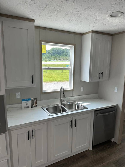 Mobile Home The Hartford 3 Bed 2 Bath. Size 28×44(40)sqft