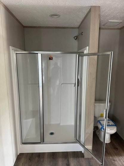 Mobile Home The Hartford 3 Bed 2 Bath. Size 28×44(40)sqft