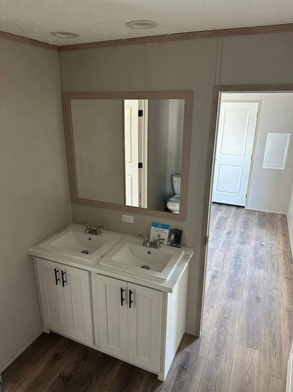 Mobile Home The Hartford 3 Bed 2 Bath. Size 28×44(40)sqft