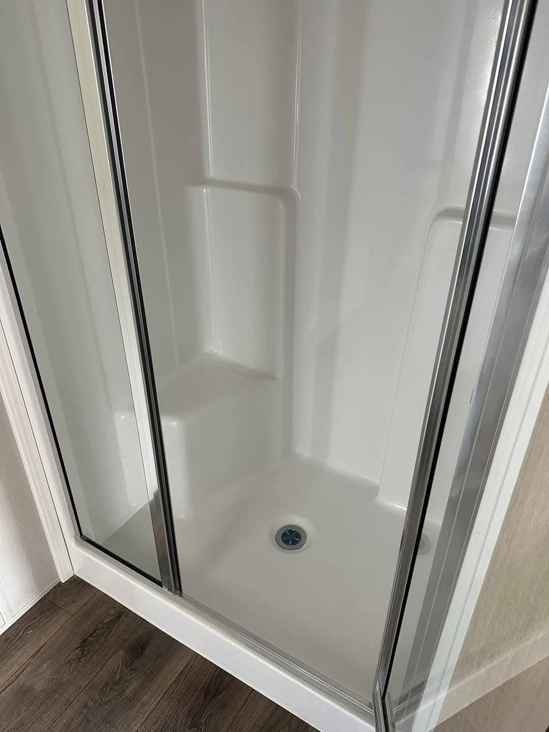 Mobile Home The Hartford 3 Bed 2 Bath. Size 28×44(40)sqft