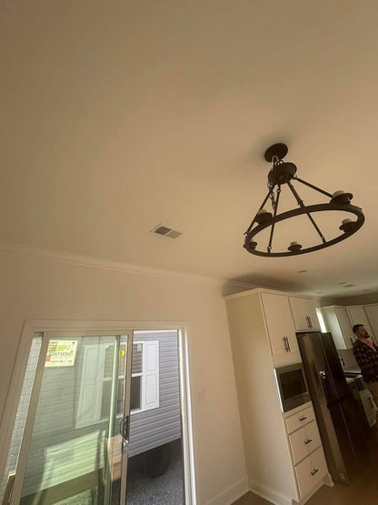 Mobile Home 3 bedrooms 2 baths, 2040sqft