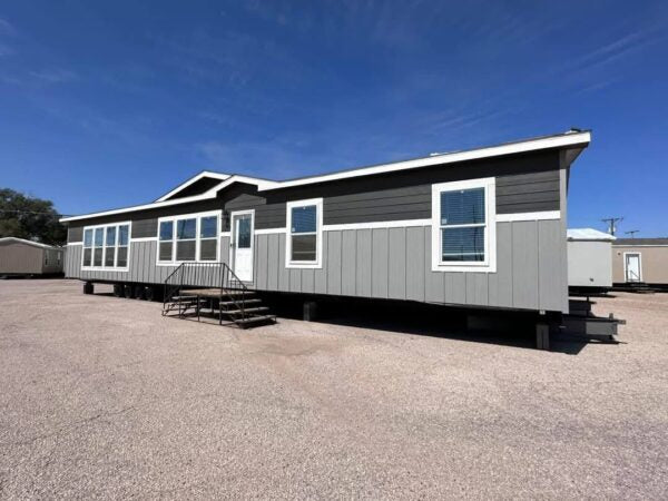 Mobile Home The Oak Creek m2 2040sqft 3 or 4 bedroom 2 bath