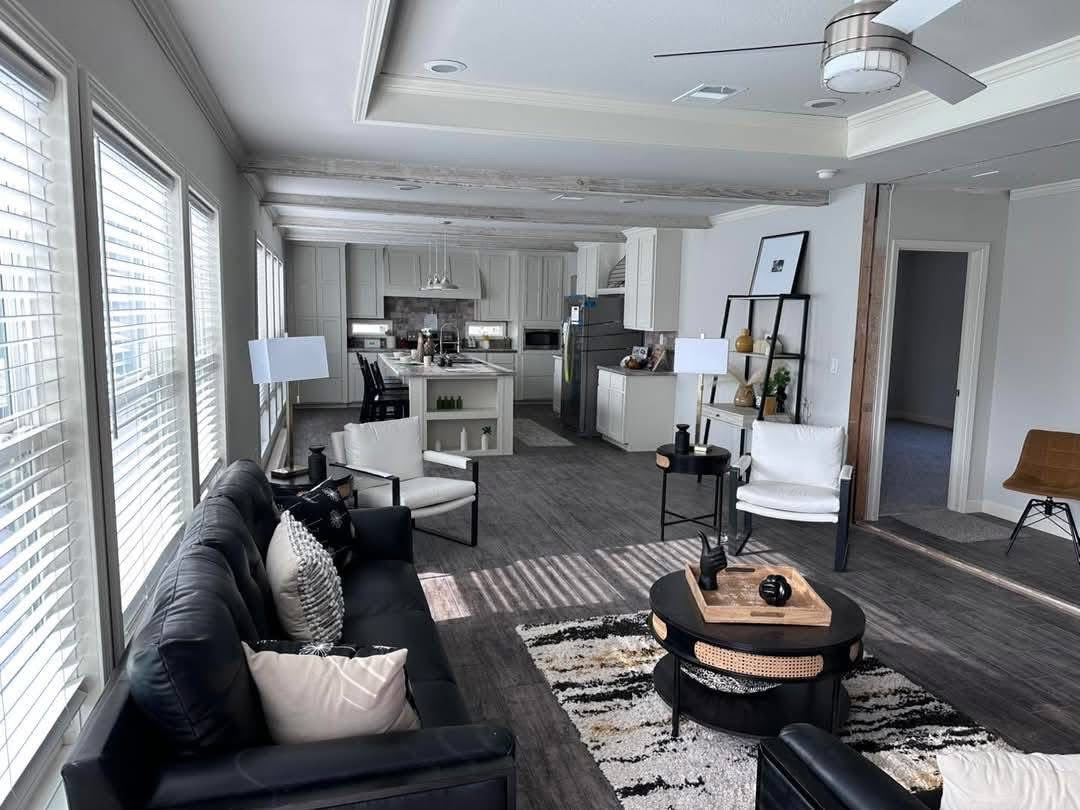 Mobile Home The Oak Creek m2 2040sqft 3 or 4 bedroom 2 bath