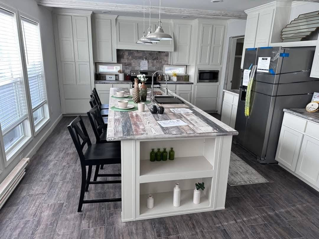 Mobile Home The Oak Creek m2 2040sqft 3 or 4 bedroom 2 bath