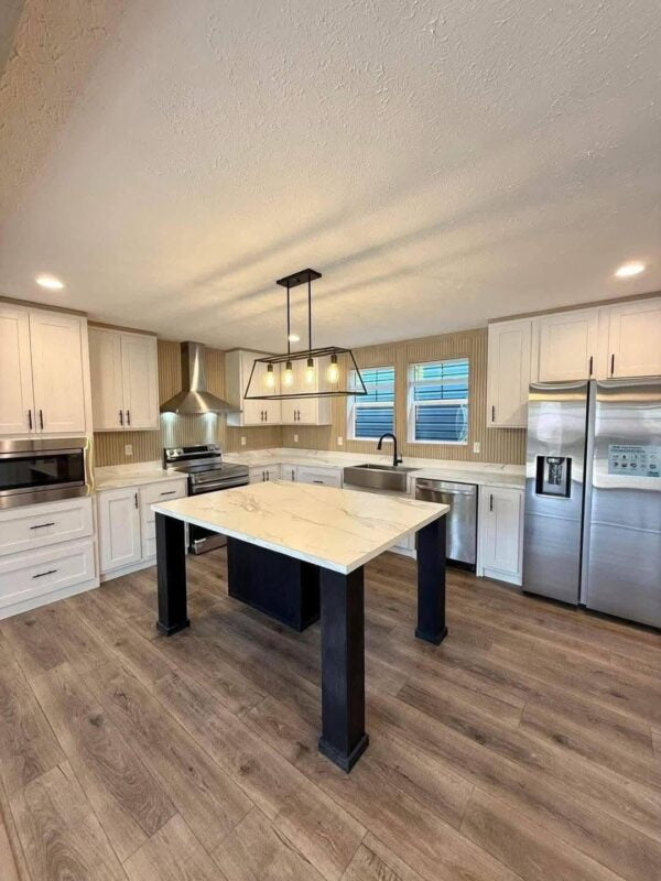 Mobile Home Size 28×56 (over 1,500 Sq Ft!), 3 bedroom 2baths