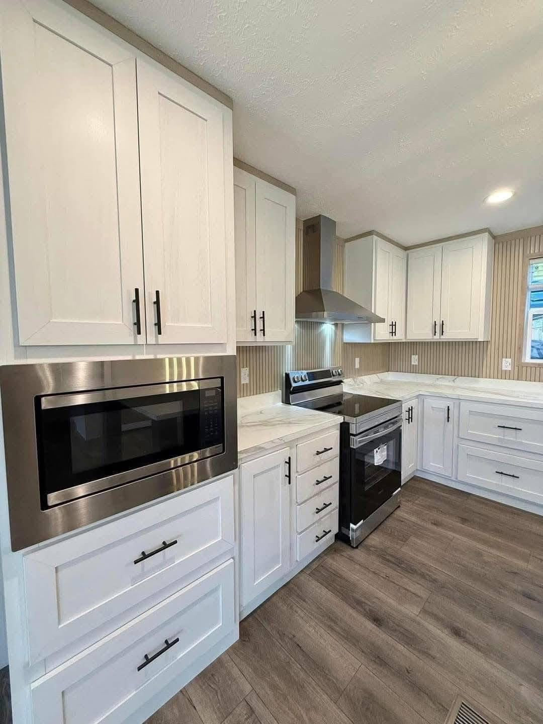 Mobile Home Size 28×56 (over 1,500 Sq Ft!), 3 bedroom 2baths