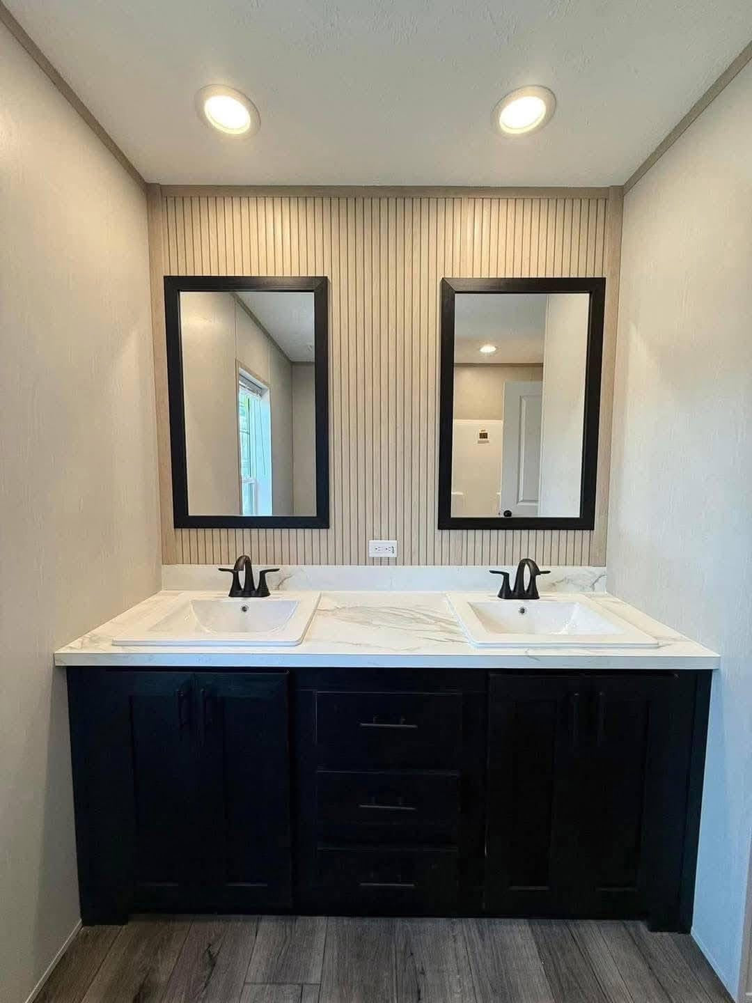 Mobile Home Size 28×56 (over 1,500 Sq Ft!), 3 bedroom 2baths