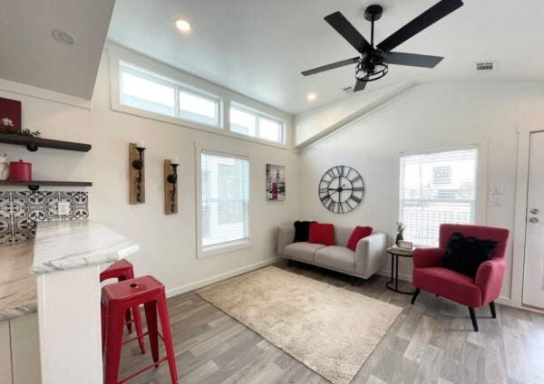 Mobile Home, 1 bedroom 1 Bath, 800sqft