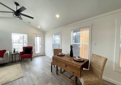 Mobile Home, 1 bedroom 1 Bath, 800sqft