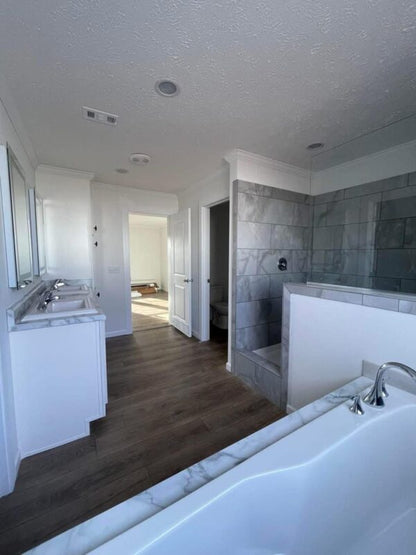 Mobile Home The Winston 4bedroom 2 baths, 2040sqft