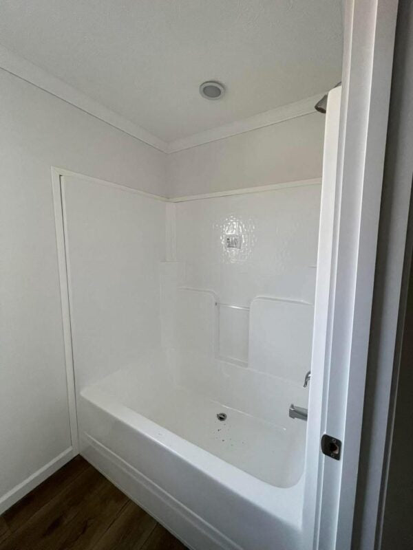 Mobile Home The Winston 4bedroom 2 baths, 2040sqft