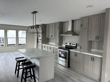 Mobile Home The Diamond 3 Bedroom | 2 Bath | 32 x 64™ (60)