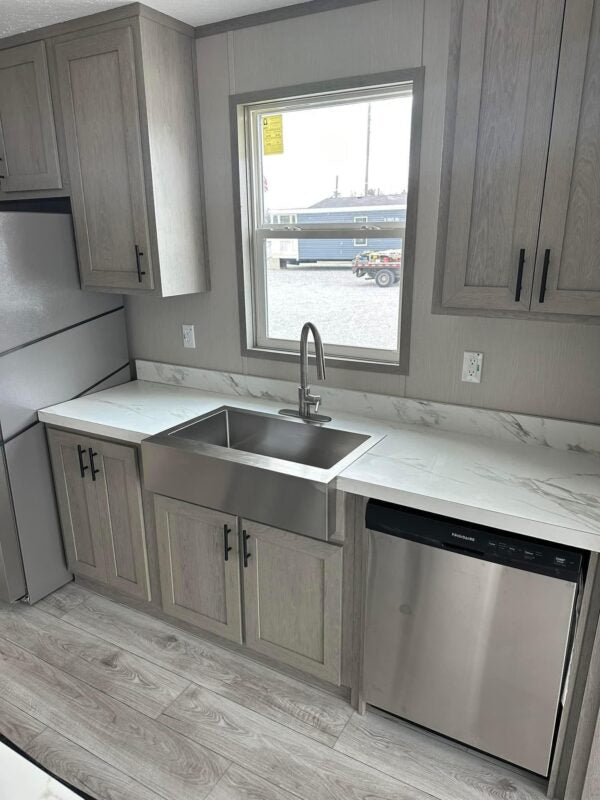 Mobile Home The Diamond 3 Bedroom | 2 Bath | 32 x 64™ (60)