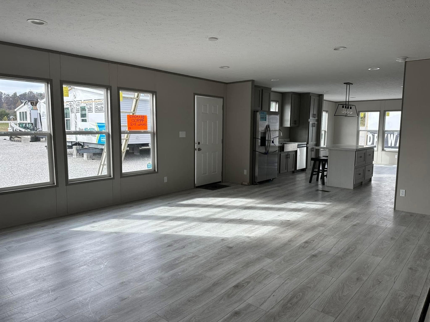 Mobile Home The Diamond 3 Bedroom | 2 Bath | 32 x 64™ (60)