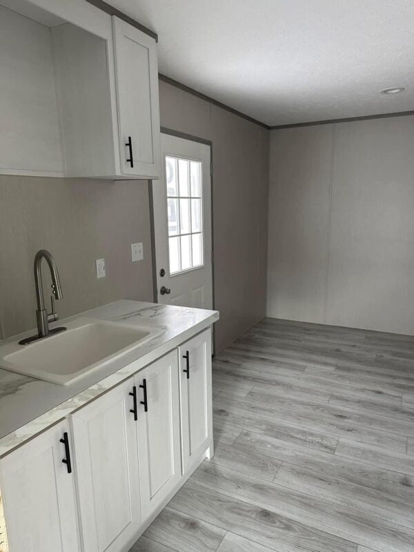 Mobile Home The Diamond 3 Bedroom | 2 Bath | 32 x 64™ (60)