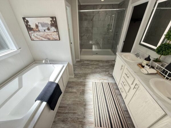 Mobile Home 4bedroom 2 Bath