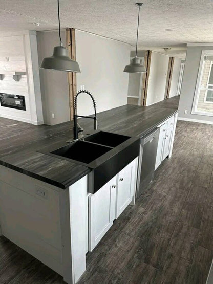 Mobile Home The Presley 4bedroom 3 bath sqft 32’ X 82’