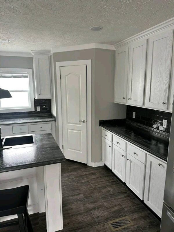 Mobile Home The Presley 4bedroom 3 bath sqft 32’ X 82’