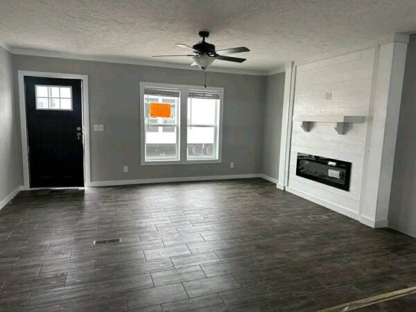 Mobile Home The Presley 4bedroom 3 bath sqft 32’ X 82’